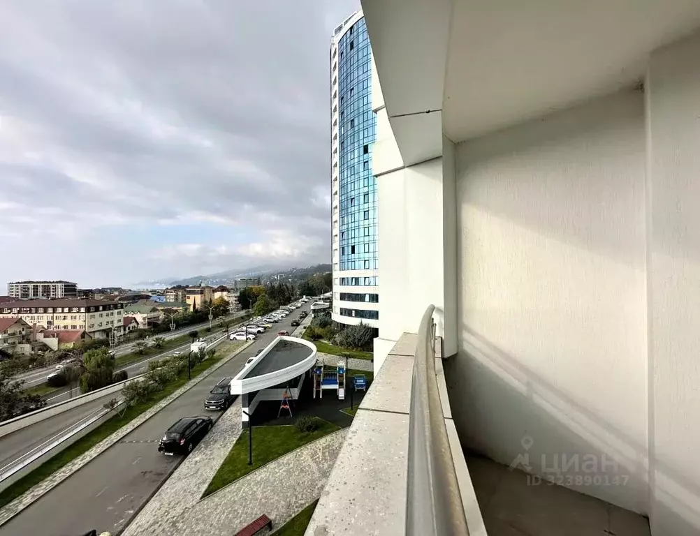 2-к кв. Краснодарский край, Сочи Адлер жилрайон, ул. Ленина, 298Бк7 ... - Фото 1