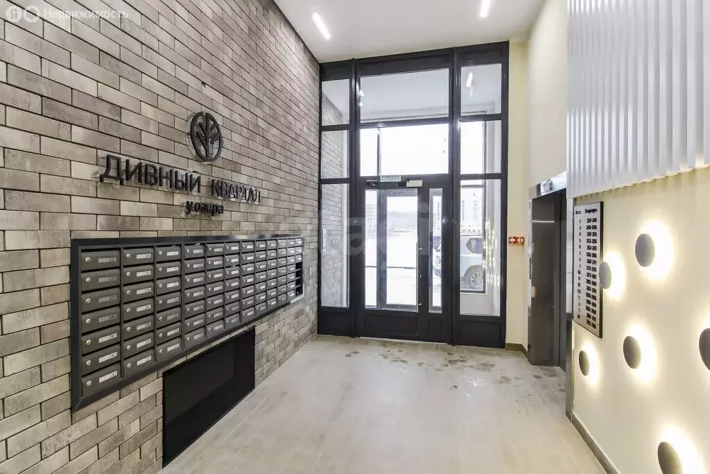 2-комнатная квартира: Тюмень, улица Пожарных и Спасателей, 14 (61 м) - Фото 1