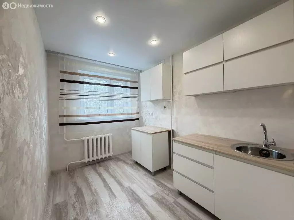 3-комнатная квартира: Воскресенск, улица Зелинского, 12 (56.9 м) - Фото 1