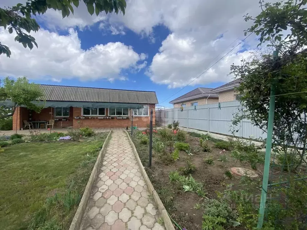 Дом в Краснодарский край, Ейск ул. Белинского (64 м) - Фото 1