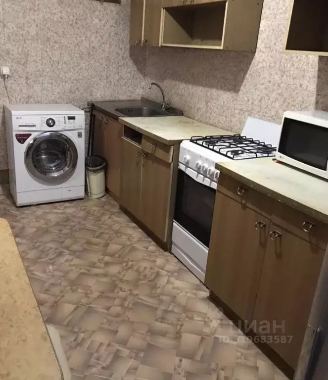 2-к кв. Саратовская область, Саратов Перспективная ул., 23 (45.0 м) - Фото 0