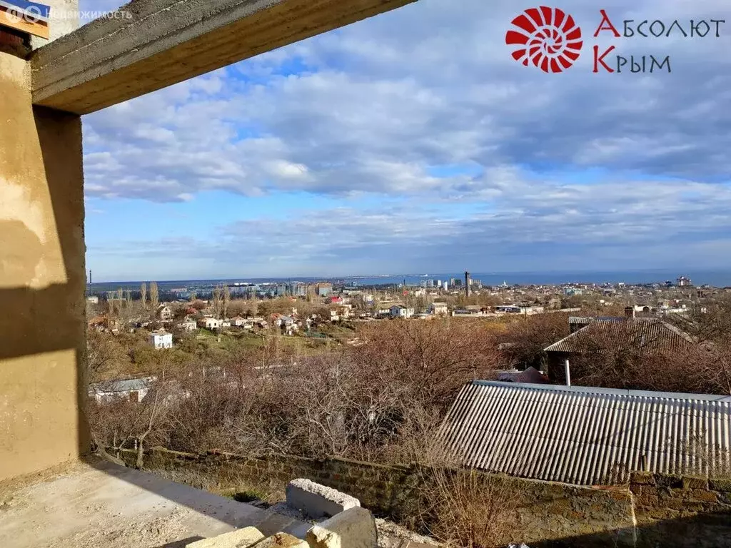 Дом в Феодосия, улица Панова, 54 (200 м) - Фото 0
