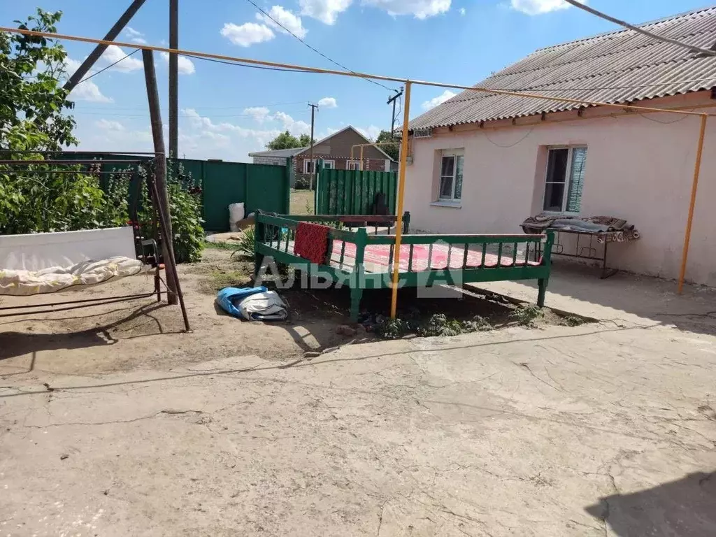 Дом в Ростовская область, Цимлянский район, Лозновское с/пос, ... - Фото 1