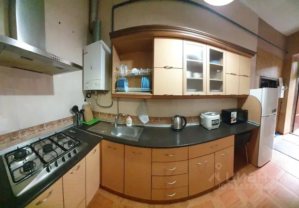 2-к кв. Крым, Ялта ул. Боткинская, 23 (56.0 м) - Фото 1
