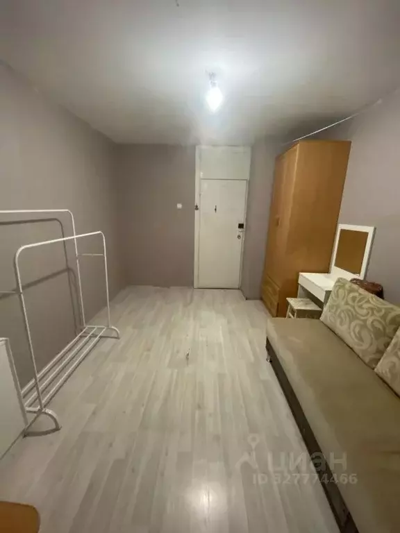 Комната Пермский край, Пермь ул. Архитектора Свиязева, 32 (10.0 м) - Фото 1