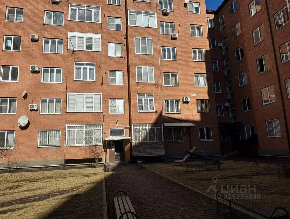 1-к кв. Северная Осетия, Владикавказ ул. Зураба Магкаева, 83к8 (45.0 ... - Фото 1