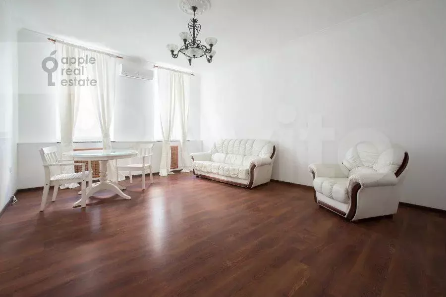 3-к. квартира, 108 м, 4/6 эт. - Фото 1