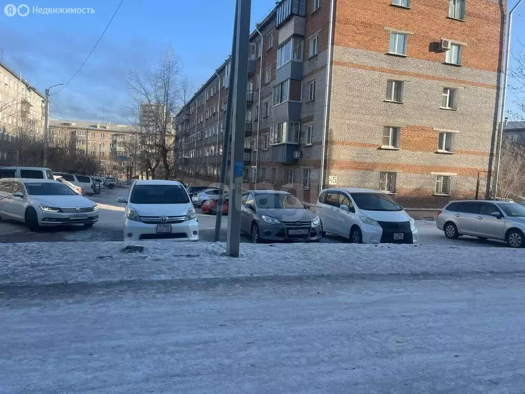 3-комнатная квартира: Улан-Удэ, Тобольская улица, 47 (57.7 м) - Фото 1