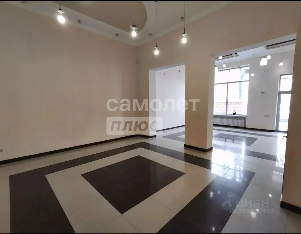 Помещение свободного назначения в Кабардино-Балкария, Нальчик просп. ... - Фото 1