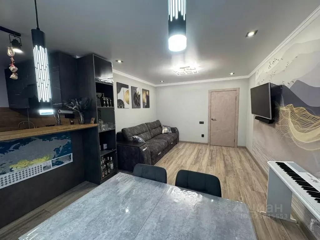 3-к кв. Курская область, Курск просп. Надежды Плевицкой, 23 (80.5 м) - Фото 2