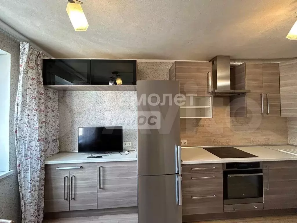 2-к. квартира, 60 м, 11/15 эт. - Фото 1