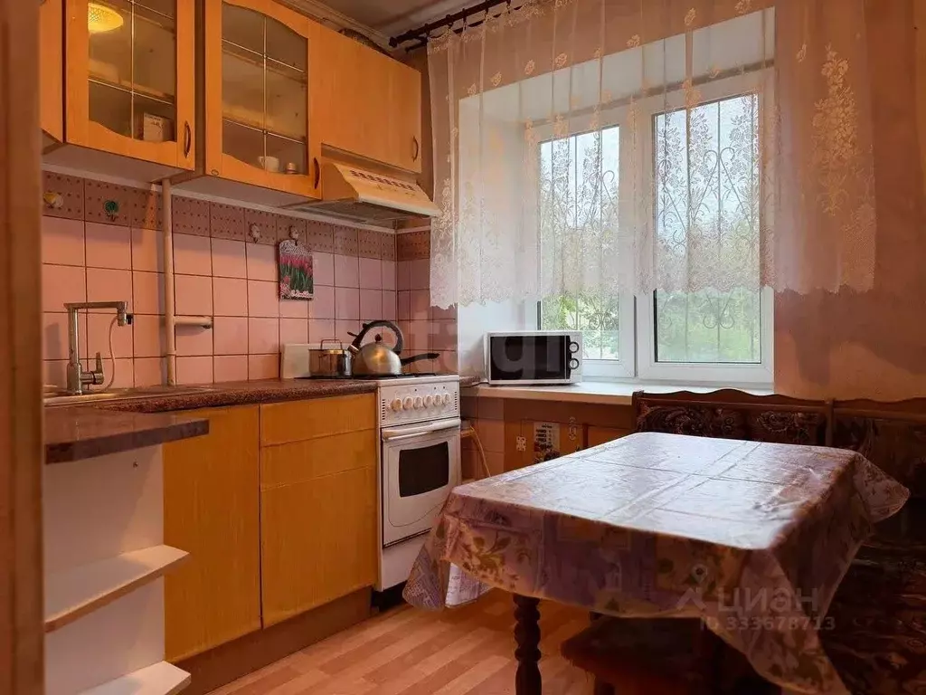 3-к кв. Тюменская область, Тюмень ул. Карла Маркса, 129 (54.6 м) - Фото 2