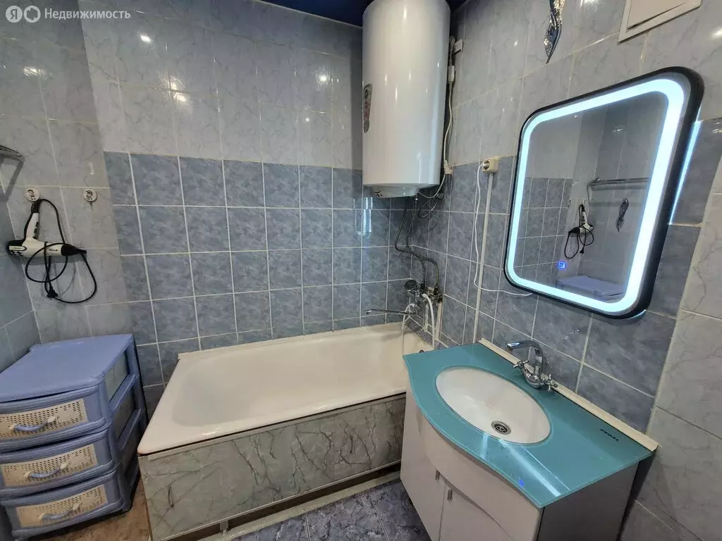 3-комнатная квартира: Лесозаводск, Пушкинская улица, 38 (60.9 м) - Фото 1