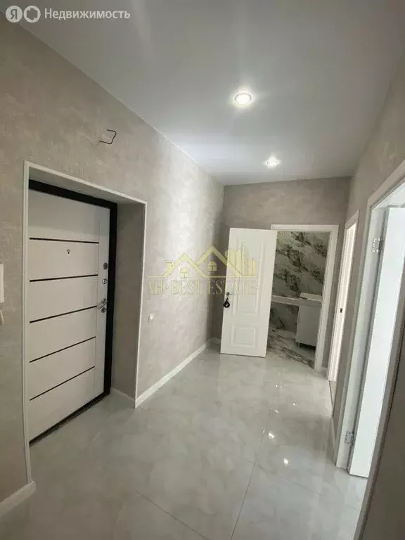 1-комнатная квартира: Владикавказ, улица Билара Кабалоева, 18 (43 м) - Фото 2