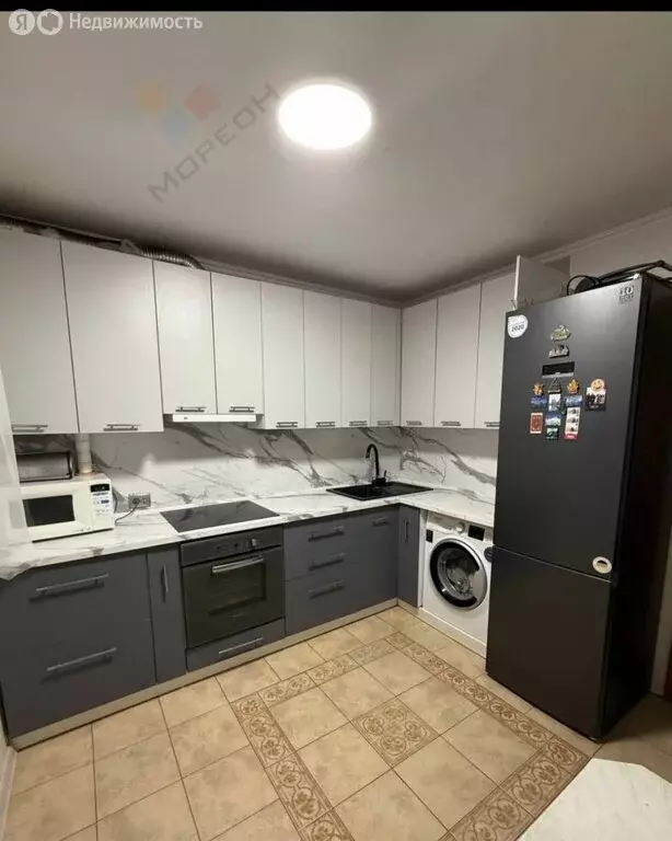 3-комнатная квартира: Краснодар, улица Гидростроителей, 13 (61.4 м) - Фото 0