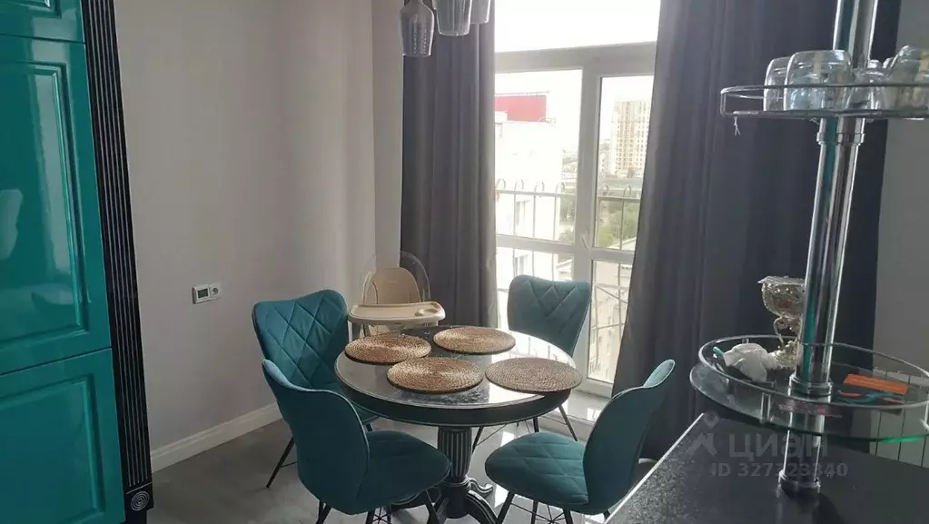 2-к кв. Волгоградская область, Волгоград ул. Глазкова, 23А (91.3 м) - Фото 1