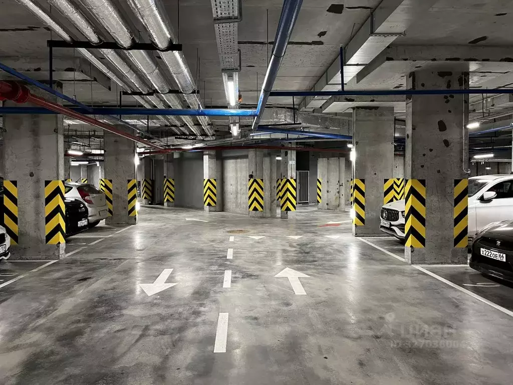 Гараж в Свердловская область, Екатеринбург ул. Свердлова, 32Б (14 м) - Фото 1