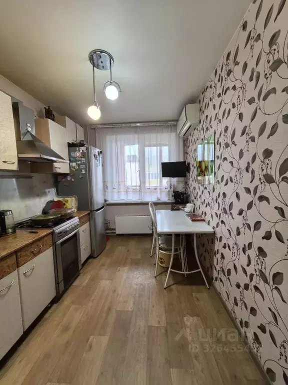 3-к кв. Волгоградская область, Волгоград ул. Таращанцев, 68 (76.1 м) - Фото 2