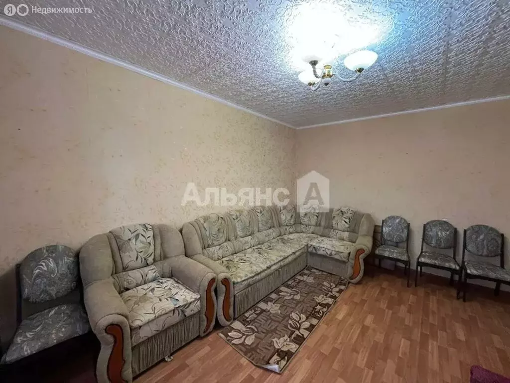 2-комнатная квартира: Волгодонск, улица Маршала Кошевого, 17 (48 м) - Фото 1