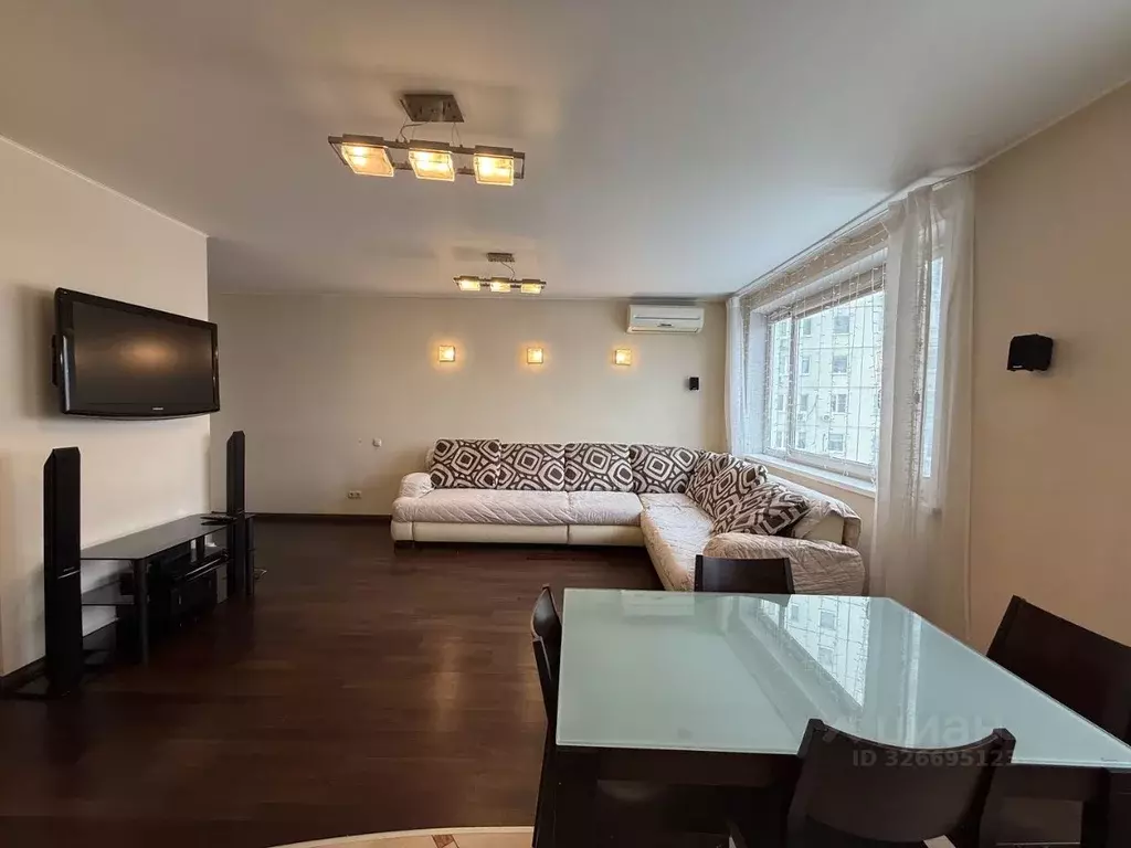 1-к кв. Москва Инициативная ул., 7к3 (70.4 м) - Фото 1