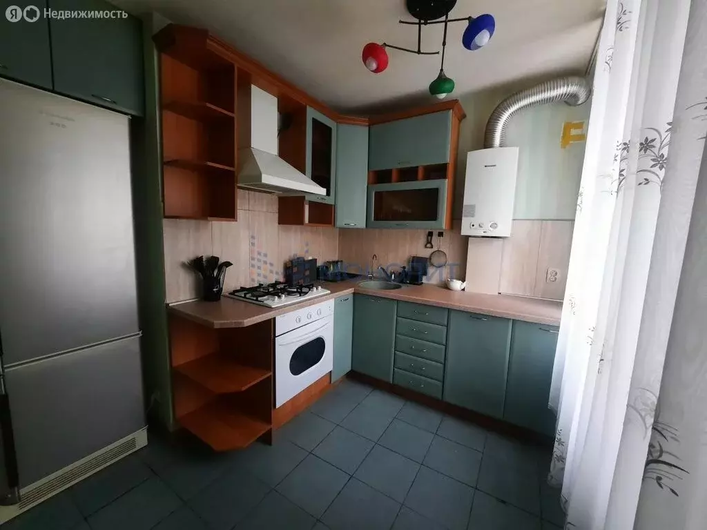 3-комнатная квартира: Нижний Новгород, жилой район Щербинки, ... - Фото 2