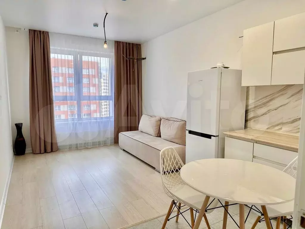 1-к. квартира, 40 м, 16/17 эт. - Фото 1