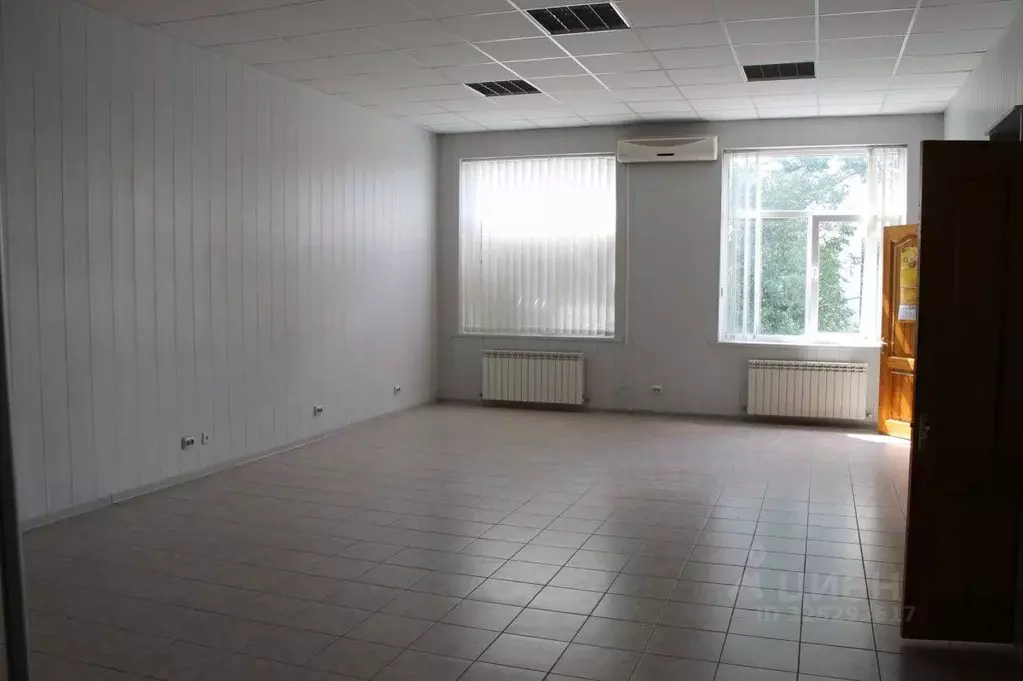 Офис в Крым, Симферополь ул. Севастопольская, 59Б (160 м) - Фото 1