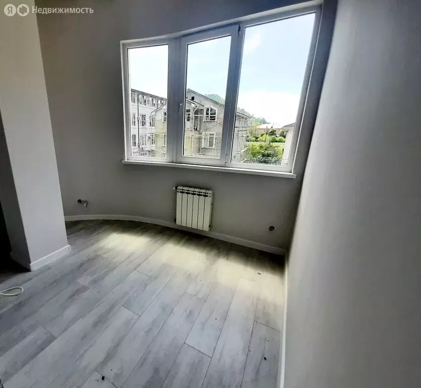 2-комнатная квартира: Дагомыс, Армавирская улица, 154/4 (42 м) - Фото 0