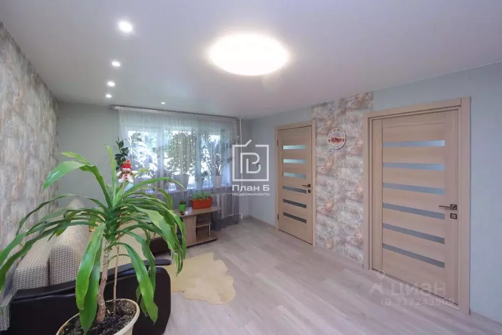 3-к кв. Калужская область, Калуга ул. Огарева, 3 (64.8 м) - Фото 1