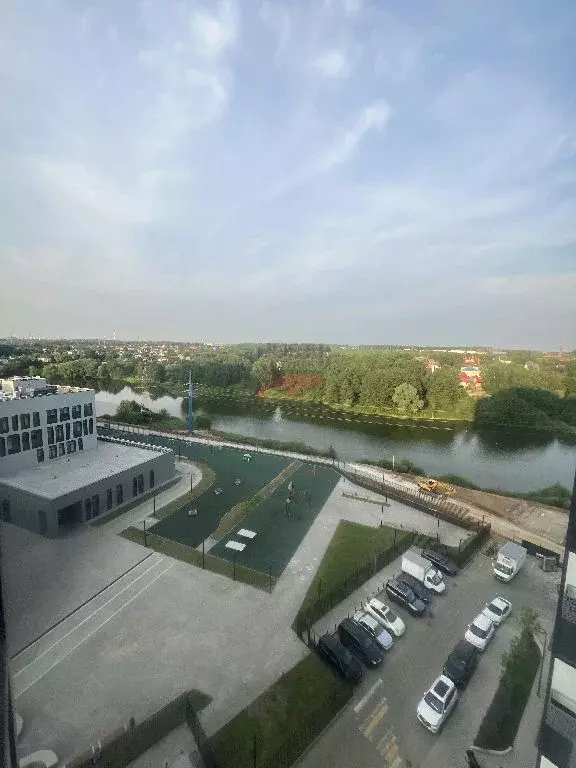 Продается 3-комнатная квартира - Фото 1