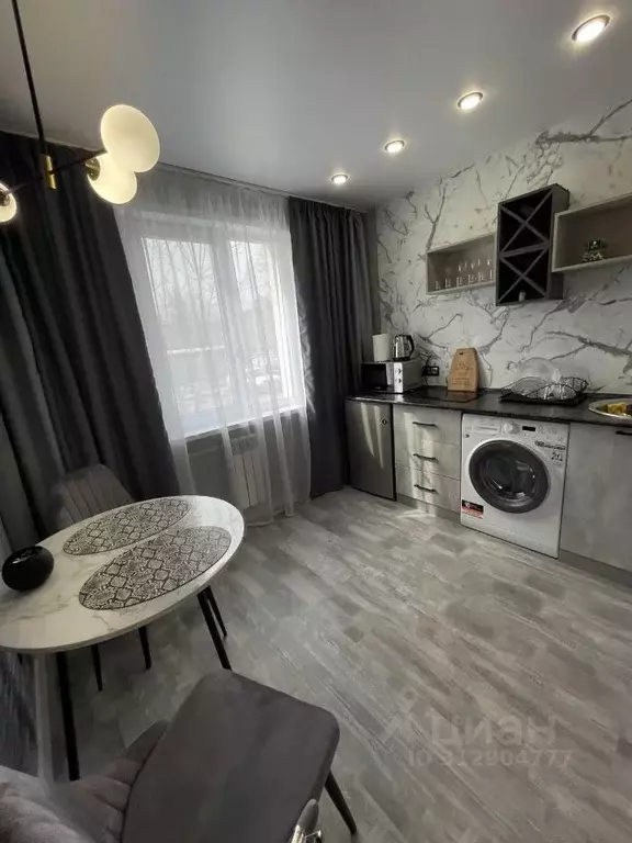 1-к кв. Иркутская область, Ангарск 12А мкр,  (40.0 м) - Фото 2