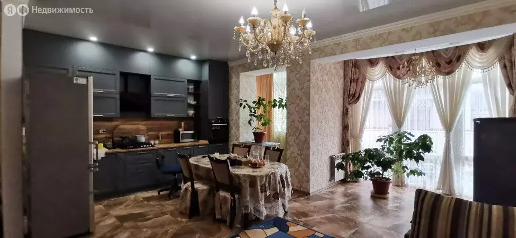 3-комнатная квартира: Ессентуки, Малая Садовая улица, 24 (95 м) - Фото 1