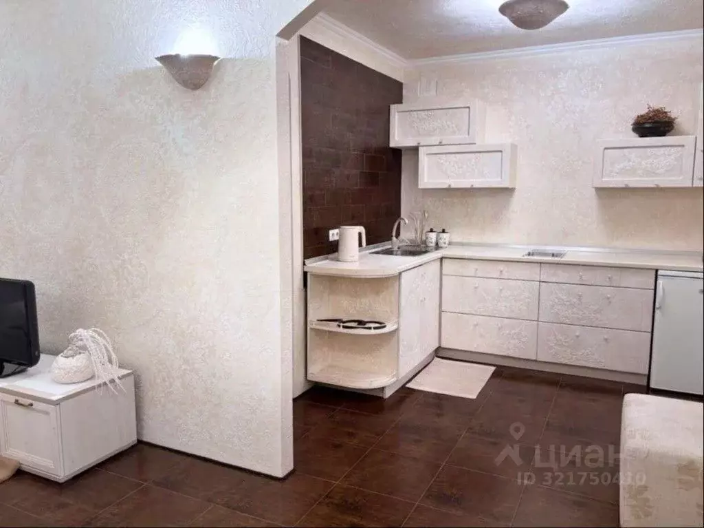 1-к кв. Крым, Симферополь ул. Лексина, 52 (40.0 м) - Фото 1