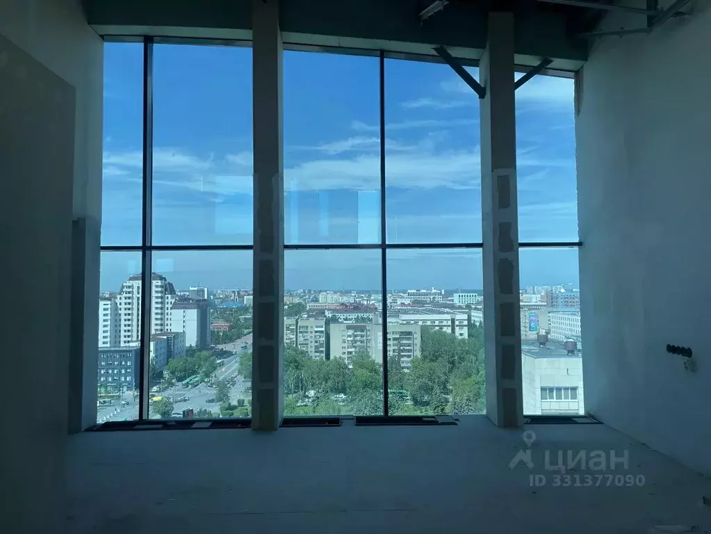 4-к кв. Тюменская область, Тюмень ул. Республики, 86к2 (126.8 м) - Фото 1