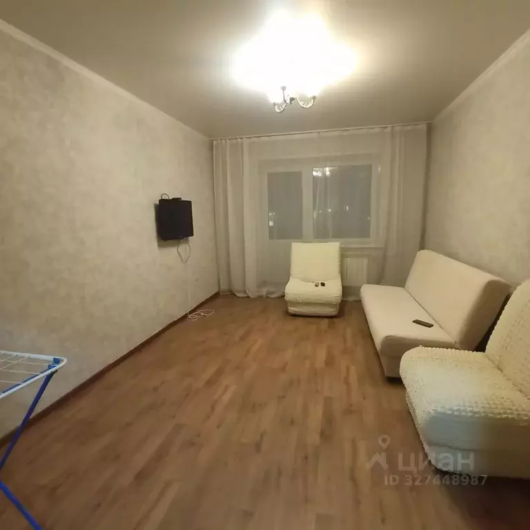 1-к кв. Хакасия, Абакан ул. Авиаторов, 4 (44.0 м) - Фото 1