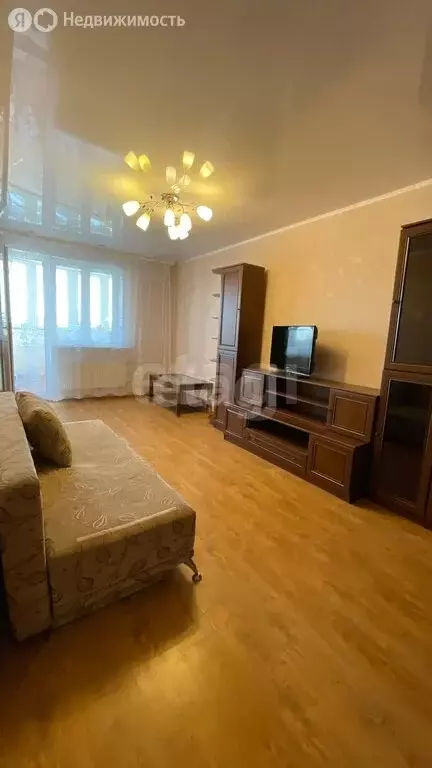 1-комнатная квартира: Тюмень, улица Василия Гольцова, 1 (41.9 м) - Фото 1