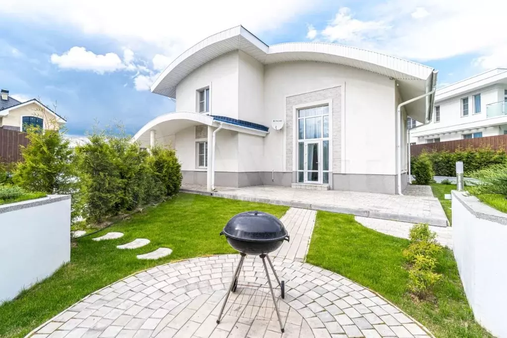 Коттедж 240 м на участке 10 сот. - Фото 0