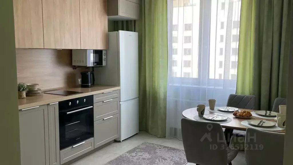 1-к кв. Тюменская область, Тюмень ул. Республики, 204к7 (32.0 м) - Фото 0