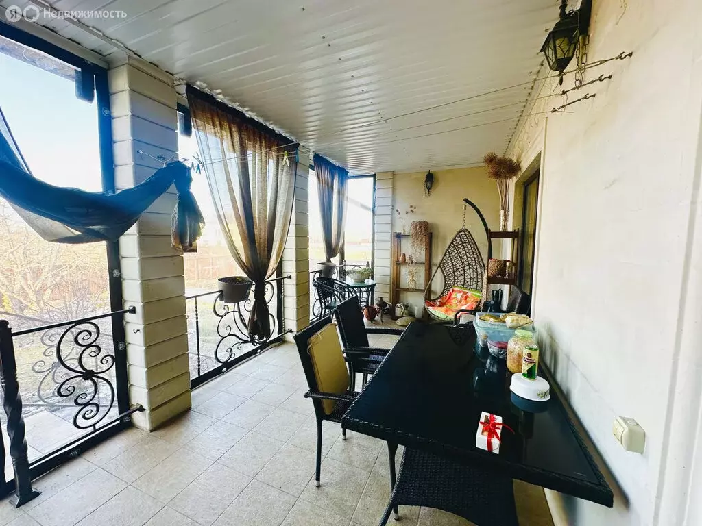 Дом в Ставрополь, улица Р. Ивановой, 9 (350 м) - Фото 1