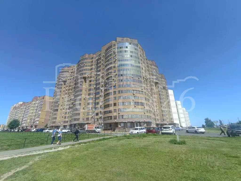 1-к кв. Курская область, Курск просп. Вячеслава Клыкова, 92 (44.1 м) - Фото 0