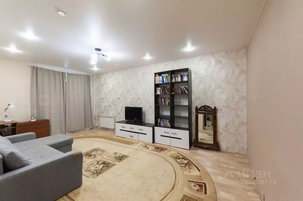 2-к кв. Татарстан, Казань ул. Адоратского, 2 (72.5 м) - Фото 1