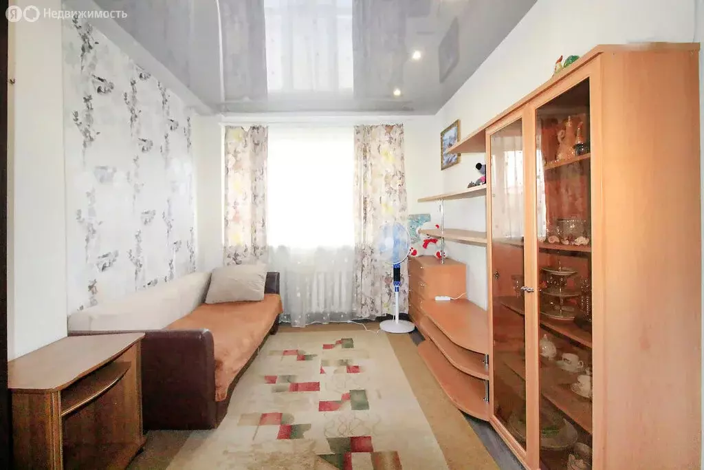 3-комнатная квартира: Нижний Тагил, улица Орджоникидзе, 23 (56.5 м) - Фото 1