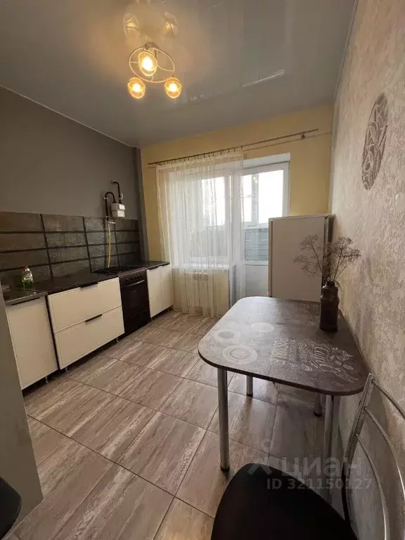 1-к кв. Псковская область, Великие Луки ул. Розы Люксембург, 11 (36.0 ... - Фото 0