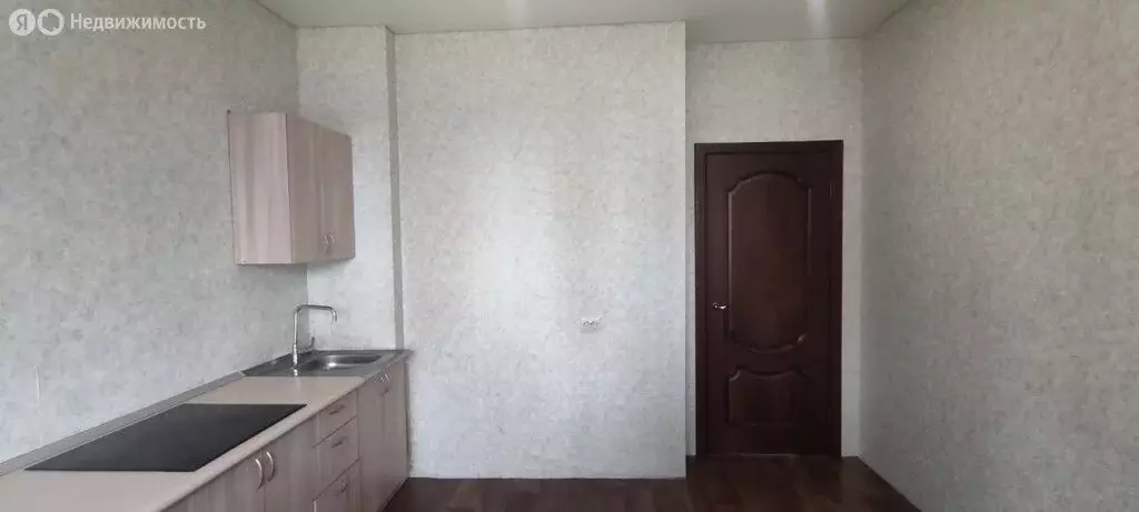 2-комнатная квартира: Омск, улица Крупской, 14к1 (60 м) - Фото 1