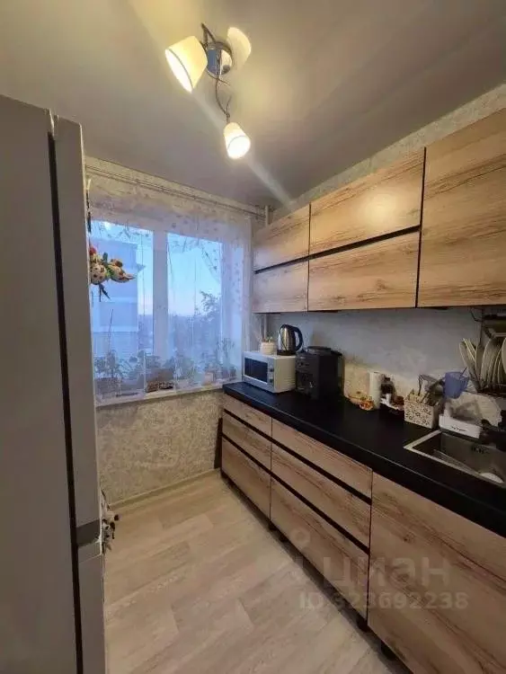 3-к кв. Кемеровская область, Кемерово ул. Спартака, 21 (47.2 м) - Фото 1