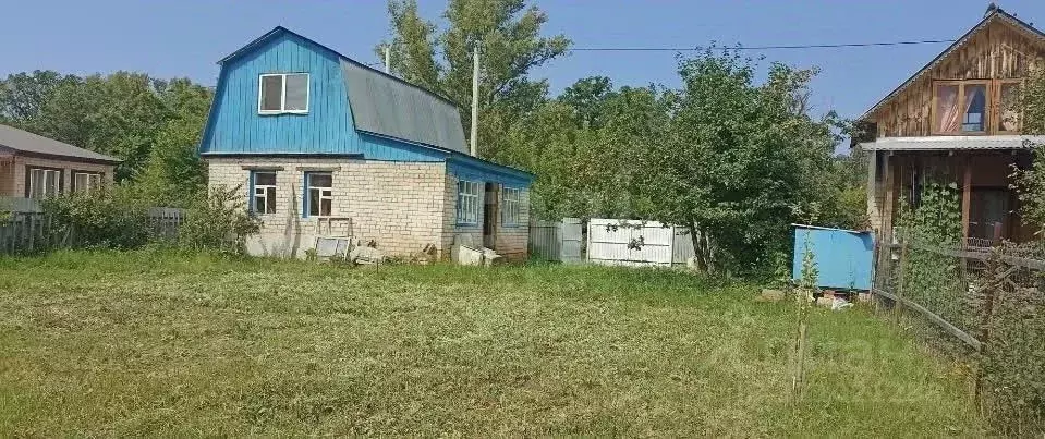 Дом в Башкортостан, Стерлитамакский район, Наумовский сельсовет, ... - Фото 2