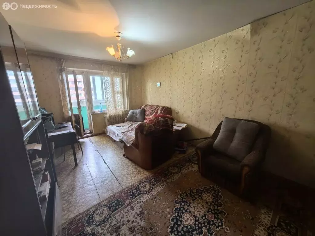 2-комнатная квартира: Омск, улица Крупской, 1 (53 м) - Фото 0