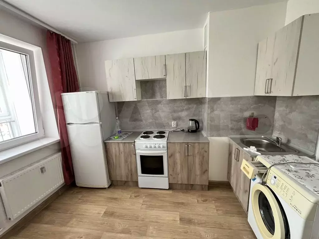 1-к. квартира, 35 м, 4/8 эт. - Фото 0