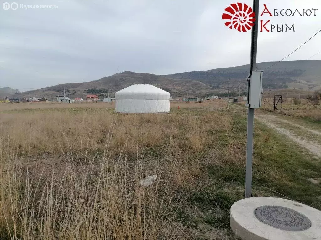 Участок в Республика Крым, муниципальный округ Феодосия, посёлок ... - Фото 0