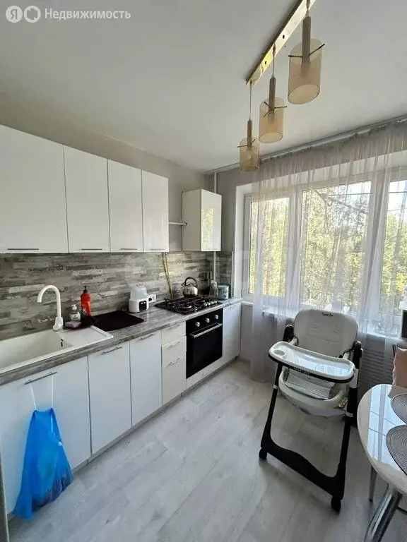 1-комнатная квартира: Нижний Новгород, улица Германа Лопатина, 9А ... - Фото 1